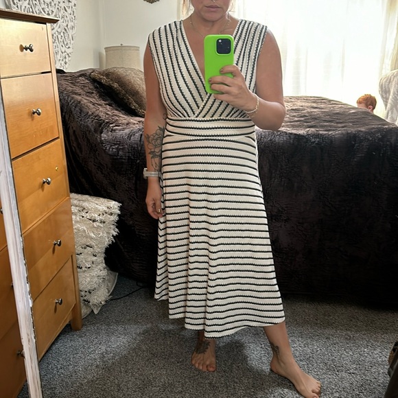 Max Studio Dresses & Skirts - Dress